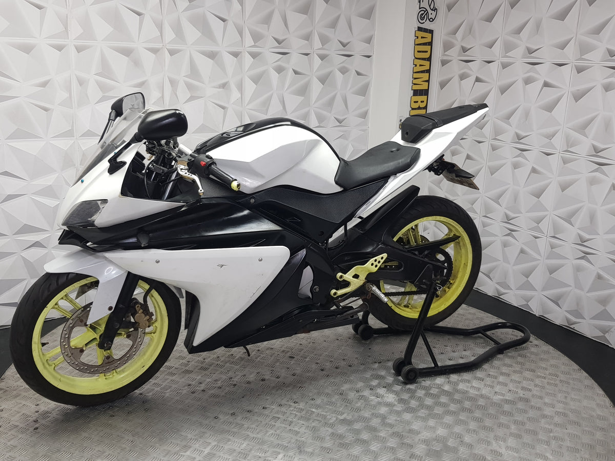 2009 YAMAHA YZF R125