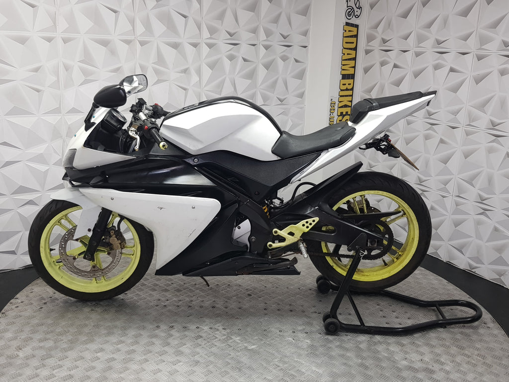 2009 YAMAHA YZF R125
