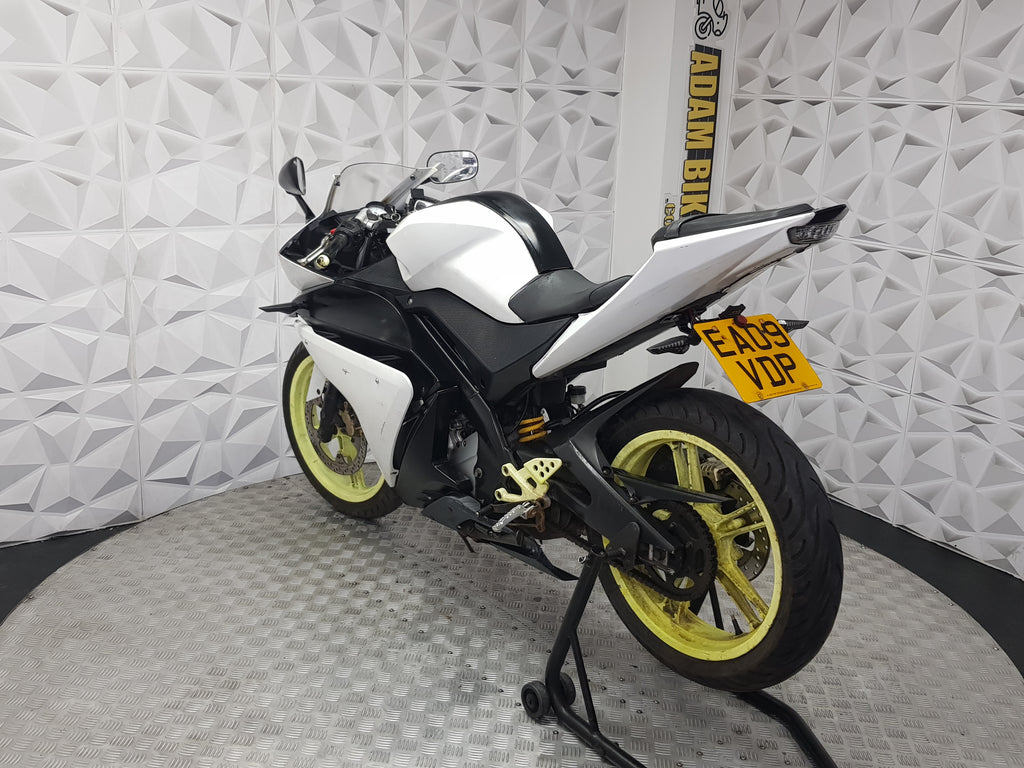2009 YAMAHA YZF R125