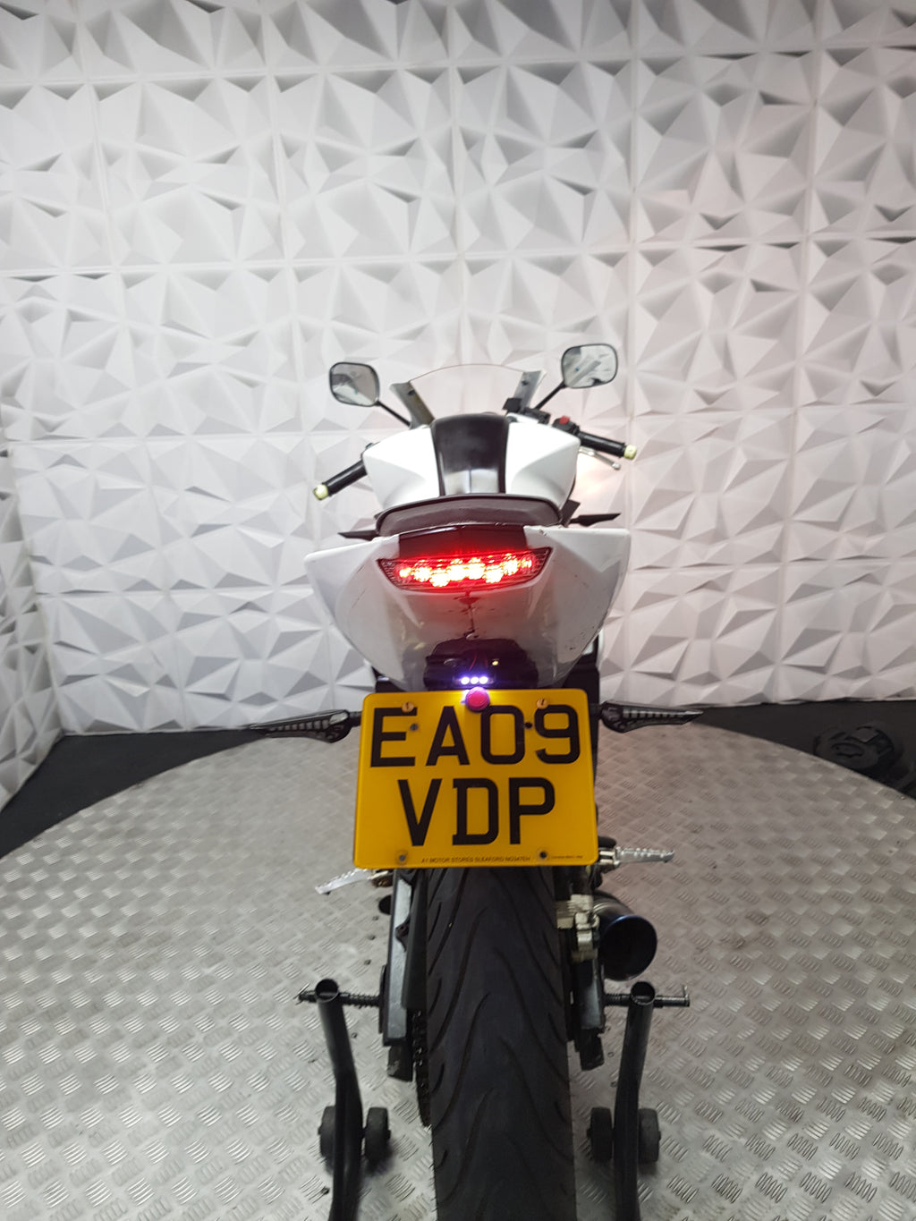 2009 YAMAHA YZF R125