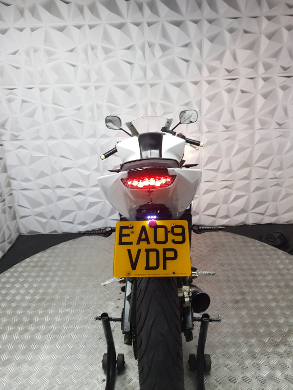 2009 YAMAHA YZF R125