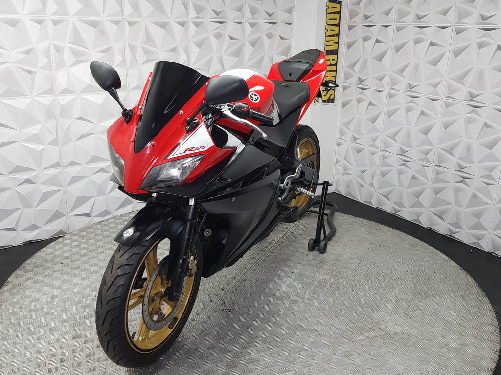 2010 YAMAHA R125