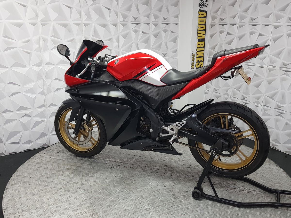 2010 YAMAHA R125