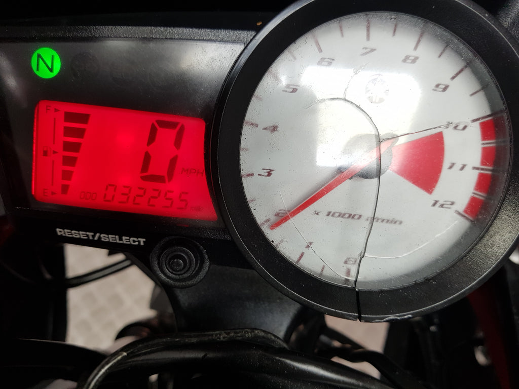 2010 YAMAHA R125