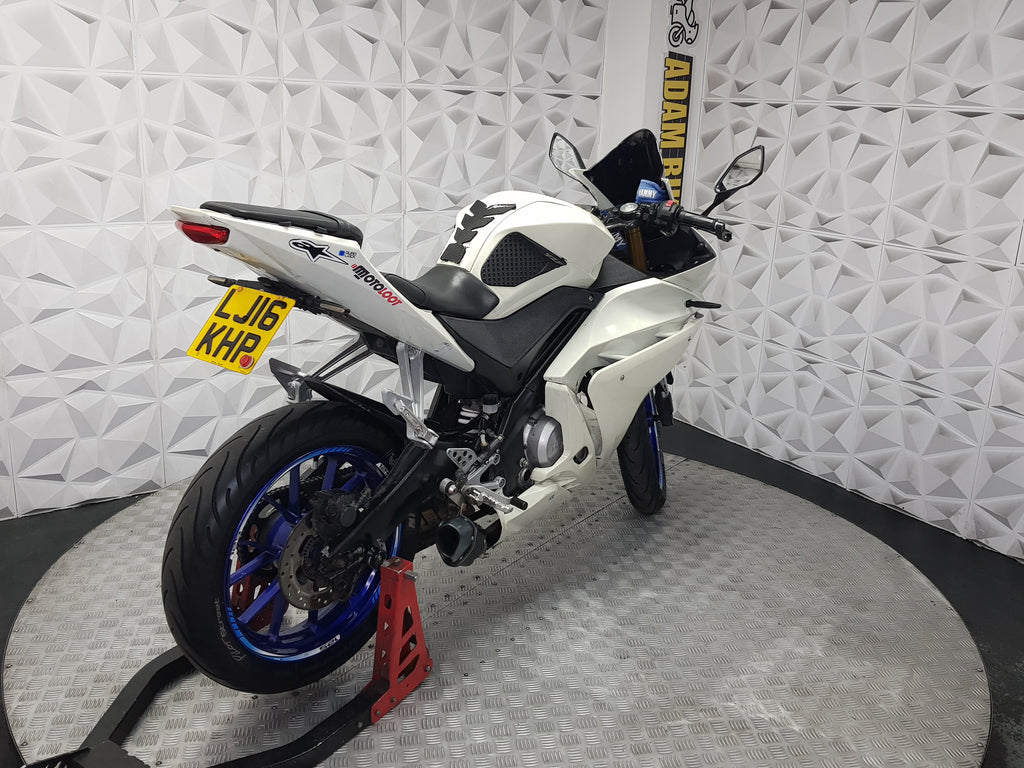 2016 YAMAHA R125 ABS