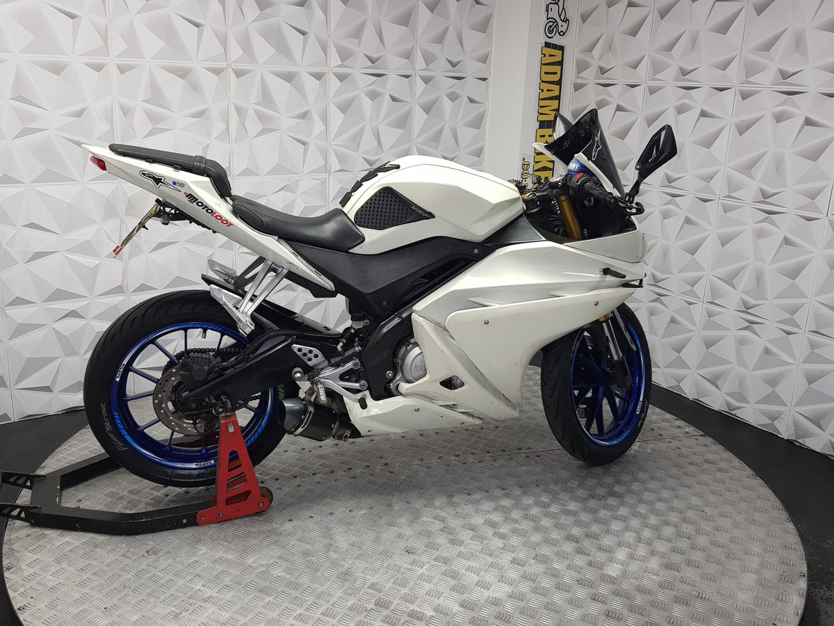 2016 YAMAHA R125 ABS
