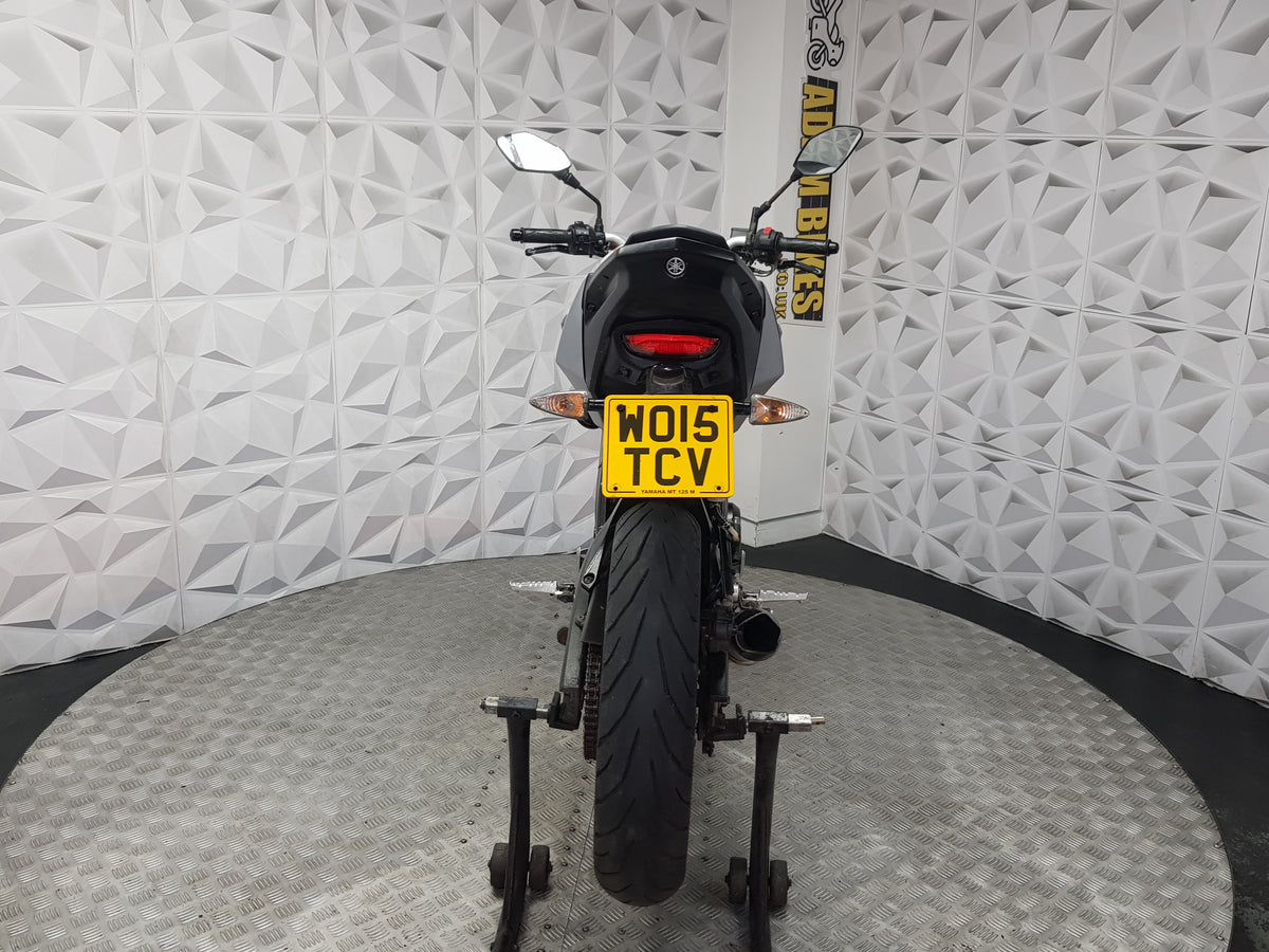 2015 YAMAHA MT125 ABS