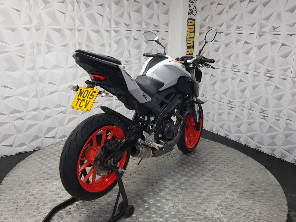 2015 YAMAHA MT125 ABS