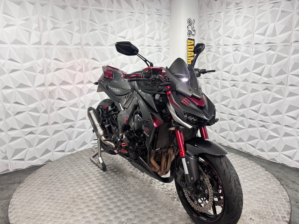 2016 Kawasaki ZR1000