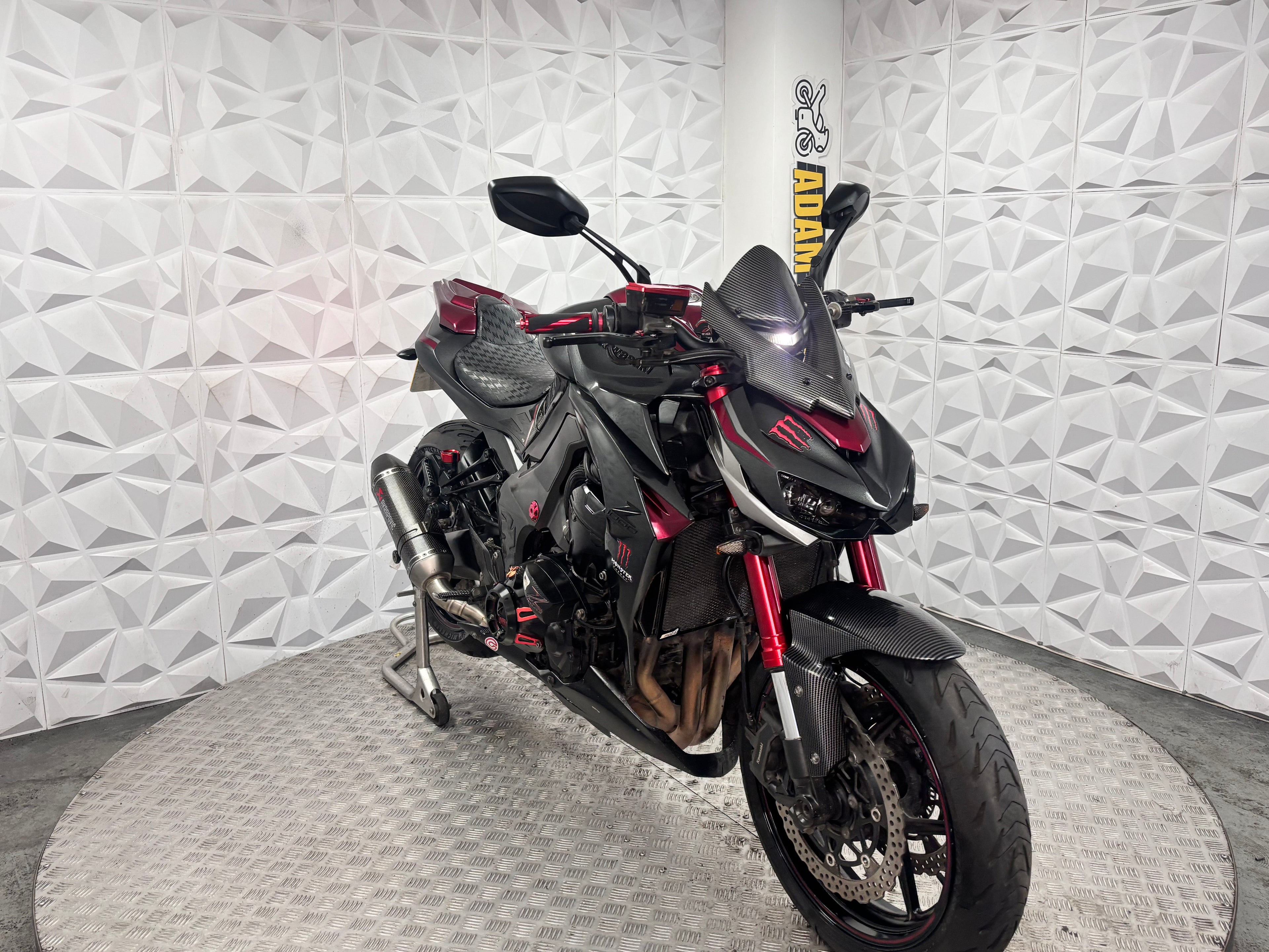 2016 Kawasaki ZR1000