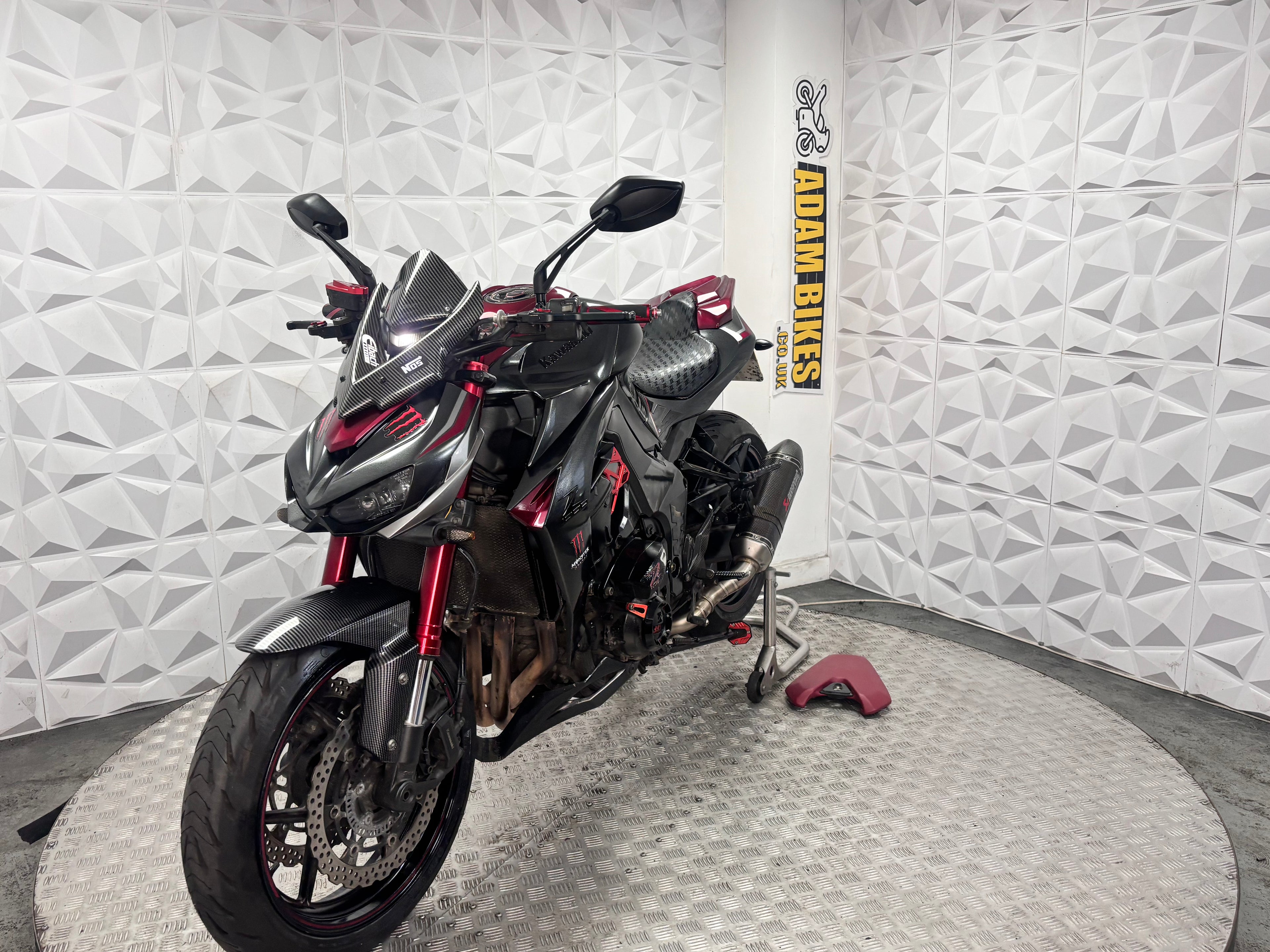 2016 Kawasaki ZR1000