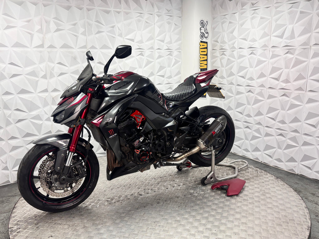 2016 Kawasaki ZR1000