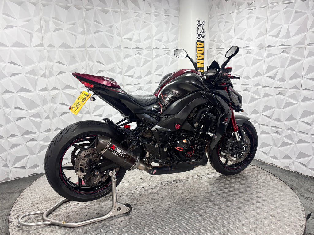 2016 Kawasaki ZR1000