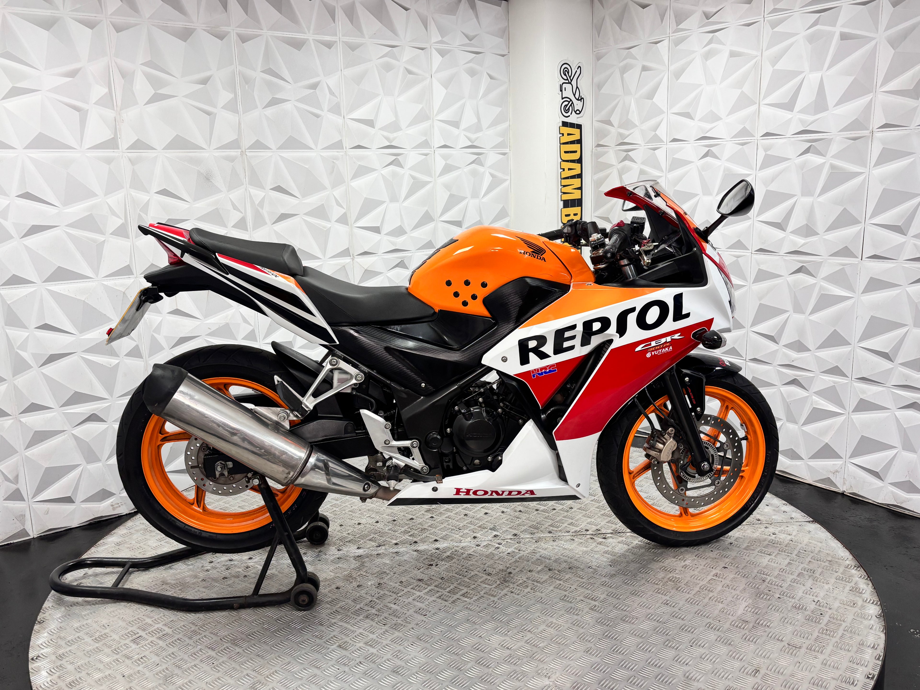 2017 Honda CBR300