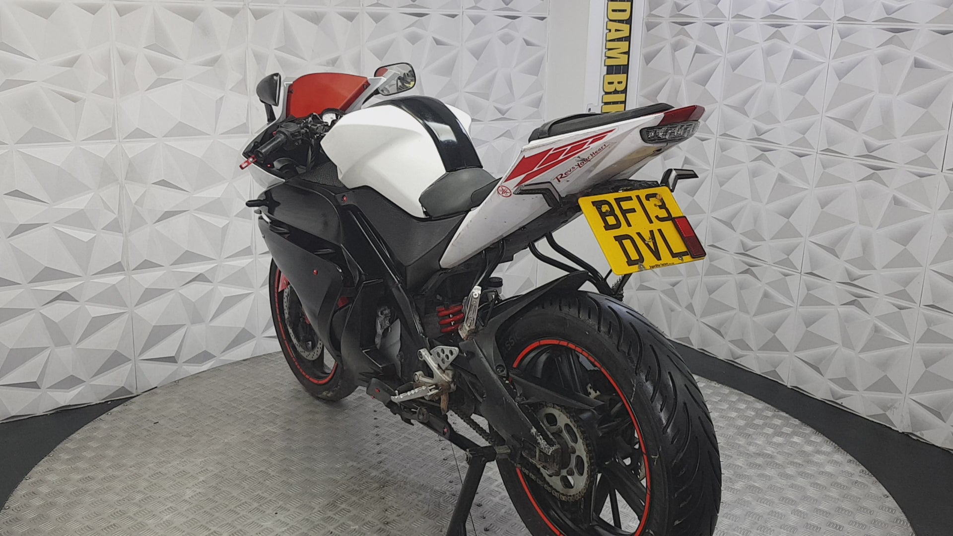 2013 YAMAHA YZF R125