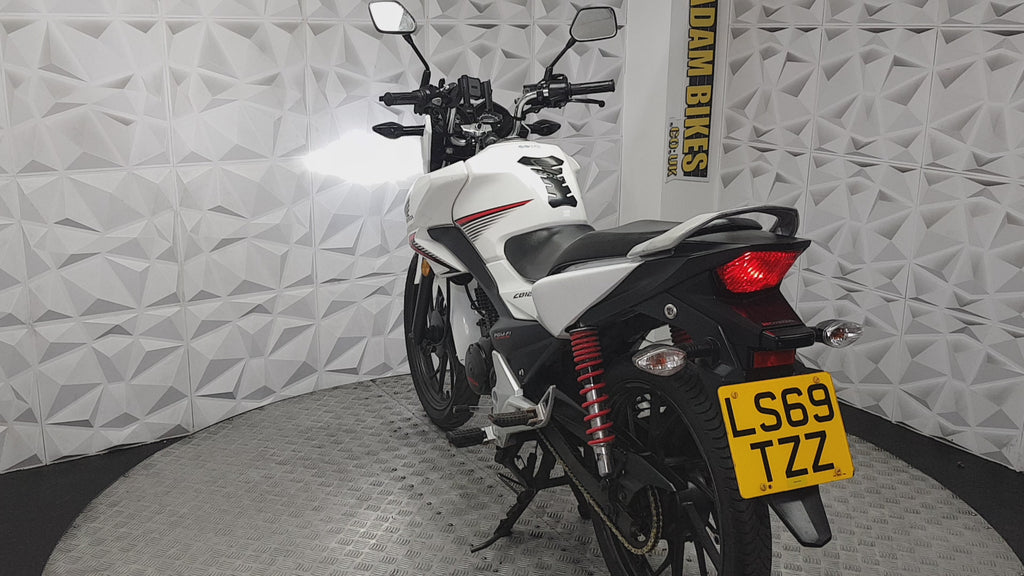 2019 HONDA CB125 F
