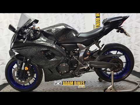 2022 Yamaha R7